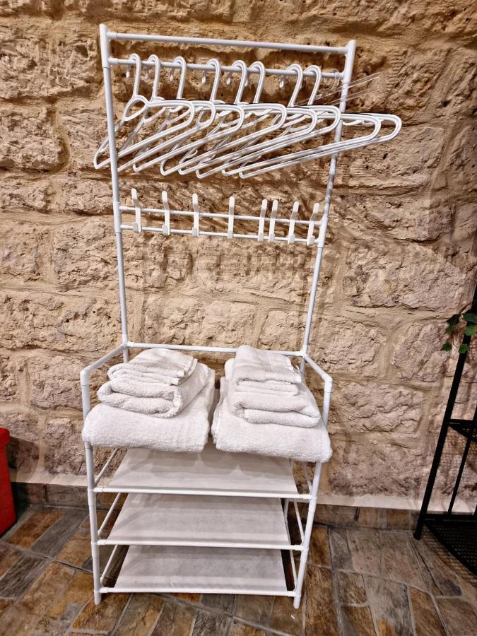 Luxury Borgo Antico Apartment Bari Bagian luar foto