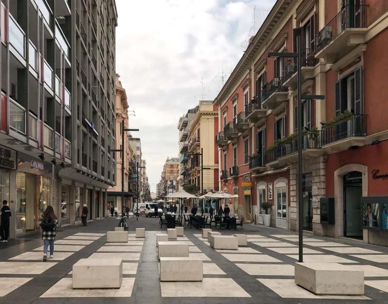 Luxury Borgo Antico Apartment Bari Bagian luar foto